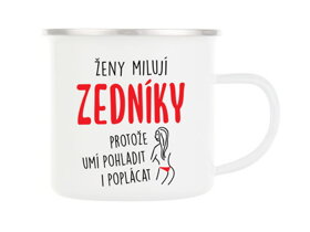 Plechový hrnek pro atraktivního zedníka