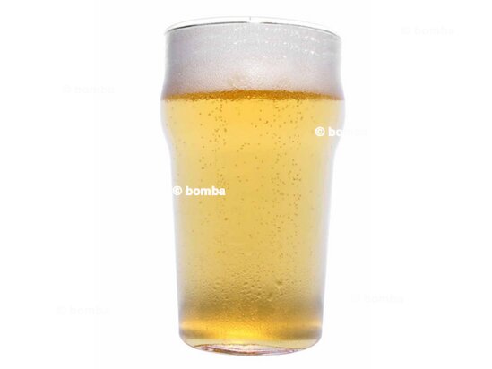 Poloviční pohár na pivo